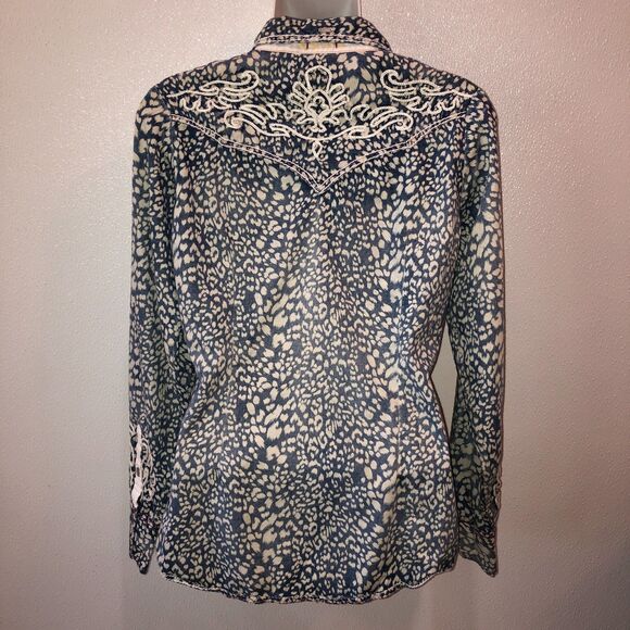 Roar Womens Medium Blue Leopard Print Long Sleeve Western Cowgirl Shirt M - Picture 5 of 9